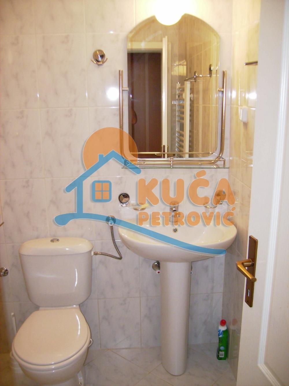 Slika 9 - Zelengorska, Dvosoban stan za izdavanje, 46m2, 400€