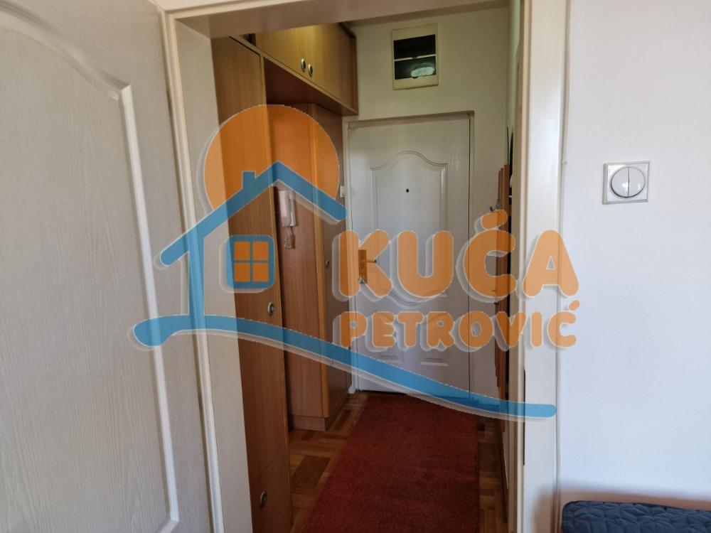 Slika 11 - Zelengorska, Dvosoban stan za izdavanje, 46m2, 400€