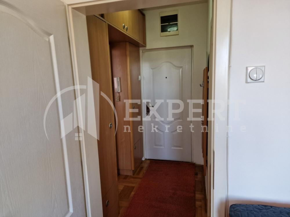 Slika 11 - Zelengorska, Dvosoban stan za izdavanje, 46m2, 400€