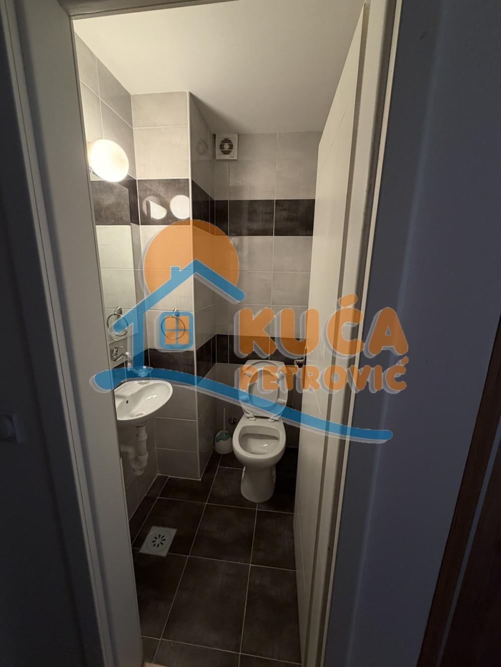 Slika 8 - Branka Krsmanovića, Dvoiposoban stan za izdavanje, 65m2, 400€