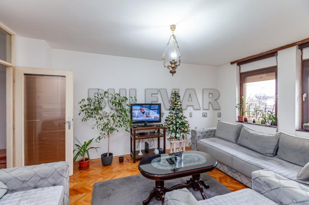 Slika 1 - Bulevar Nemanjića, Trosoban stan na prodaju, 76m2, 170.200€