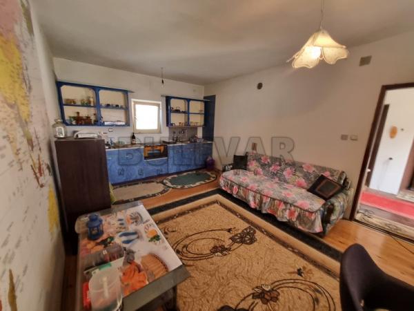 Slika 1 - Mariborska,  Kuća na prodaju, 309m2, 175.000€