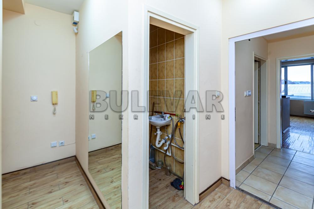 Slika 8 - Vizantijski bulevar, Troiposoban stan na prodaju, 82m2, 142.800€