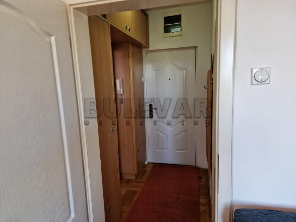 Slika 11 - Zelengorska, Dvosoban stan za izdavanje, 46m2, 400€