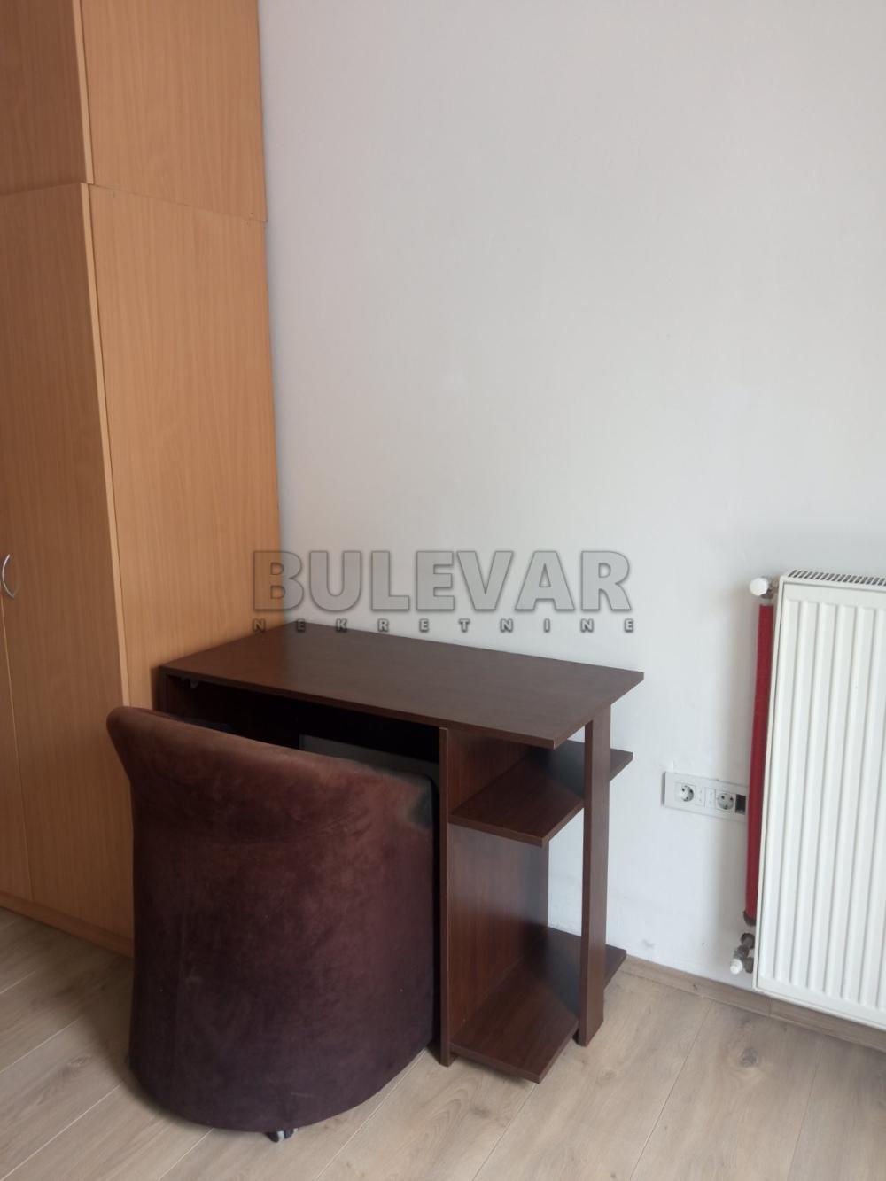 Slika 3 - Janka Veselinovića, Stan za izdavanje, 20m2, 240€