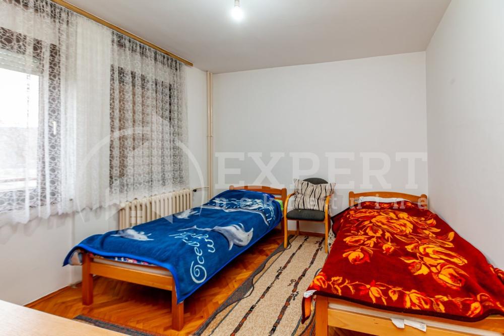 Slika 5 - Bulevar Nemanjića, Trosoban stan na prodaju, 76m2, 170.200€