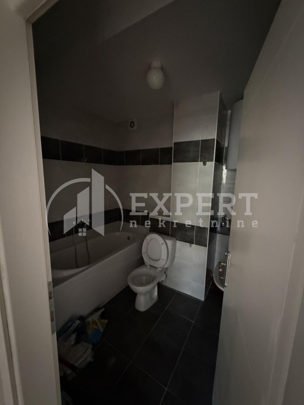 Slika 7 - Branka Krsmanovića, Dvoiposoban stan za izdavanje, 65m2, 400€