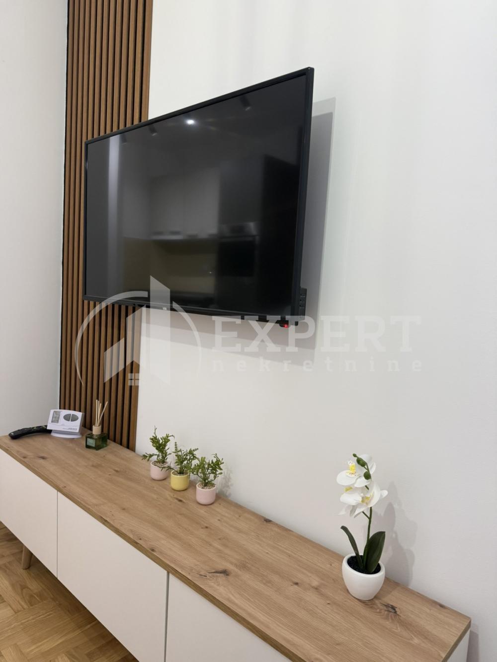 Glavna slika -Branka Krsmanovića, Jednoiposoban stan za izdavanje, 40m2, 500€