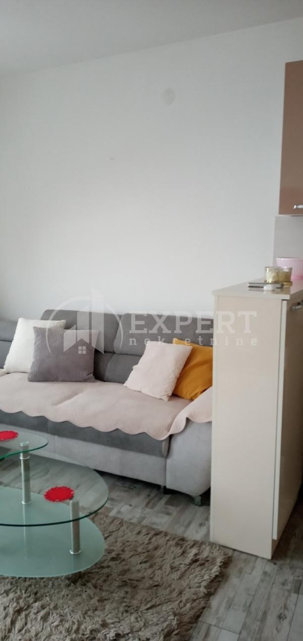 Slika 2 - Novosadska, Jednosoban stan za izdavanje, 38m2, 380€