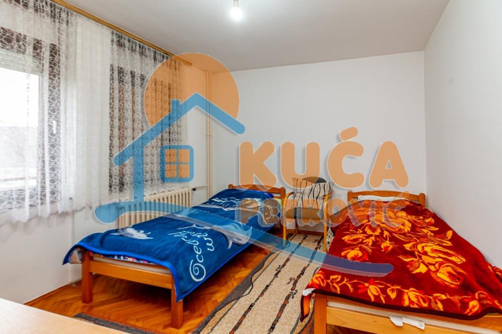 Slika 5 - Bulevar Nemanjića, Trosoban stan na prodaju, 76m2, 170.200€