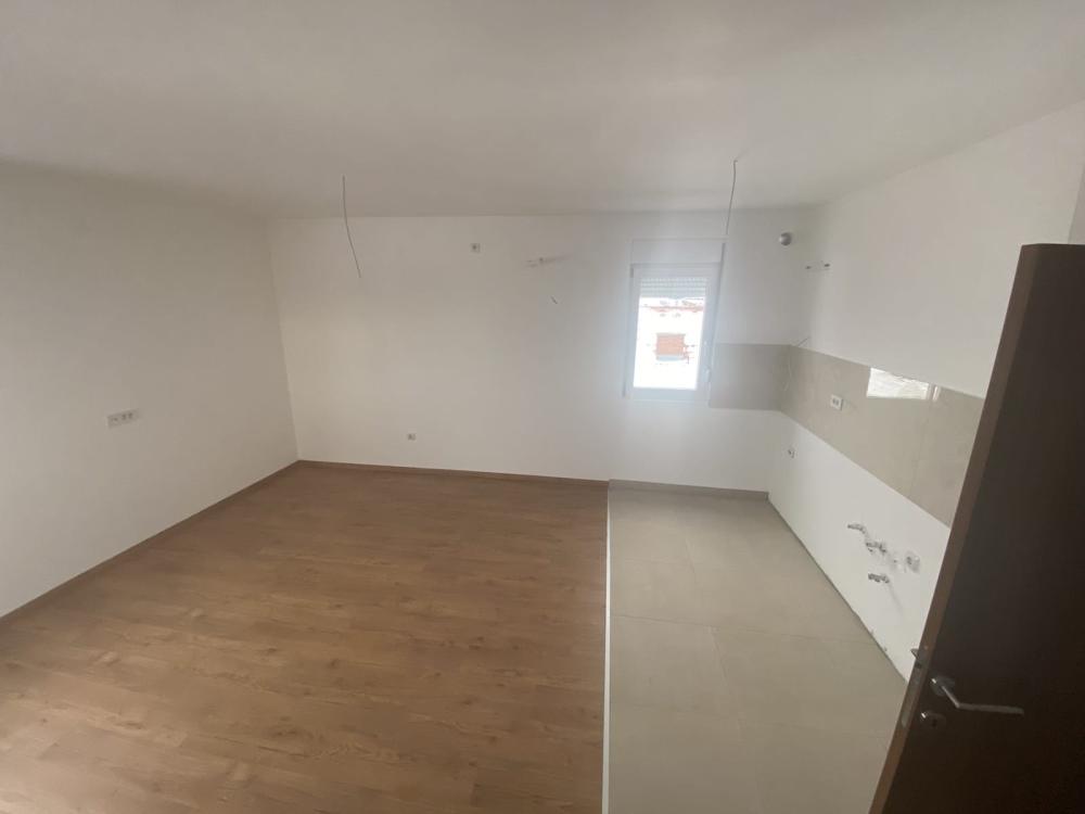 Slika 3 - Bubanj, Trosoban stan na prodaju, 60m2, 108.000€