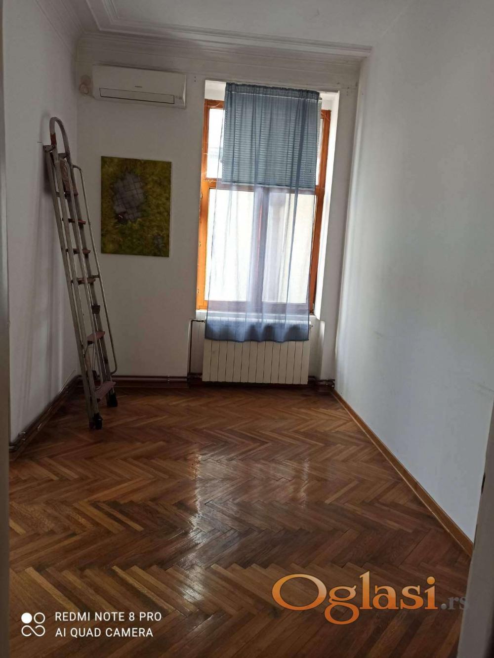 Slika 2 - Krunska,  Lokal za izdavanje, 132m2, 1.500€
