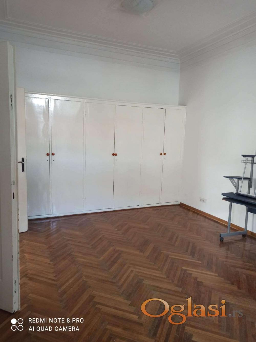 Slika 3 - Krunska,  Lokal za izdavanje, 132m2, 1.500€