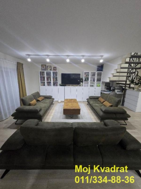 Glavna slika - Kuća na prodaju, 203m2, 450.000€