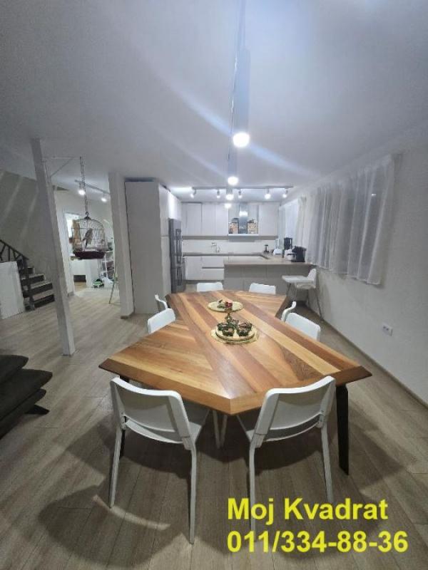 Slika 2 -  Kuća na prodaju, 203m2, 450.000€