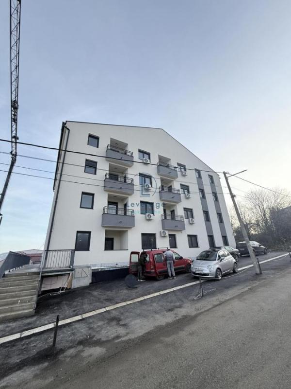 Glavna slika -Matice Srpske,  Lokal na prodaju, 62m2, 130.978€