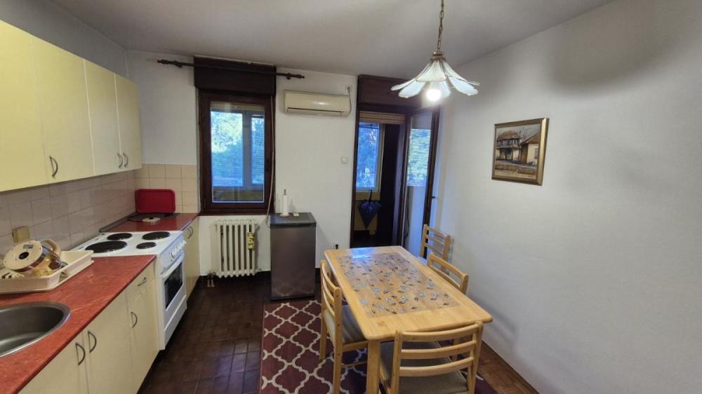 Slika 3 - Jednoiposoban stan za izdavanje, 42m2, 300€