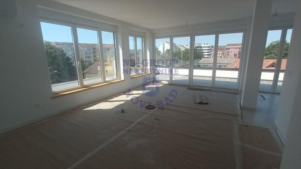 Glavna slika -Četvorosoban stan na prodaju, 148m2, 402.450€