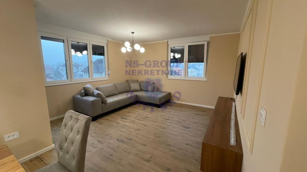 Glavna slika -Četvorosoban stan na prodaju, 78m2, 206.000€