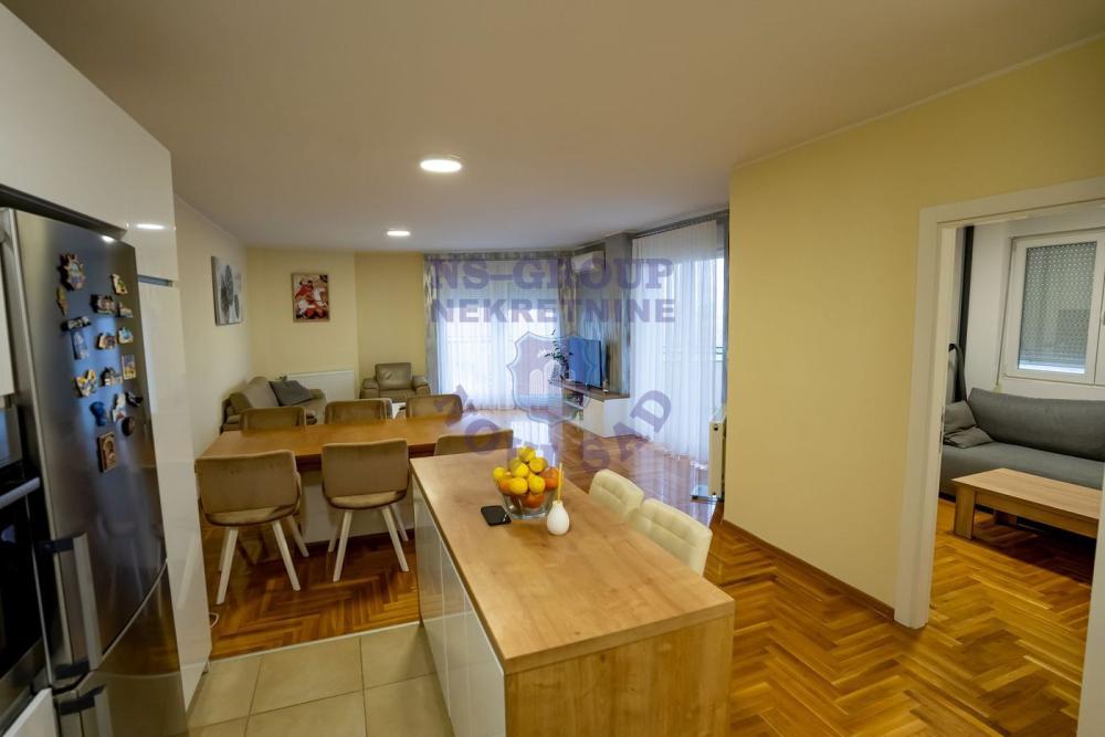 Slika 1 - Četvorosoban stan na prodaju, 91m2, 281.190€