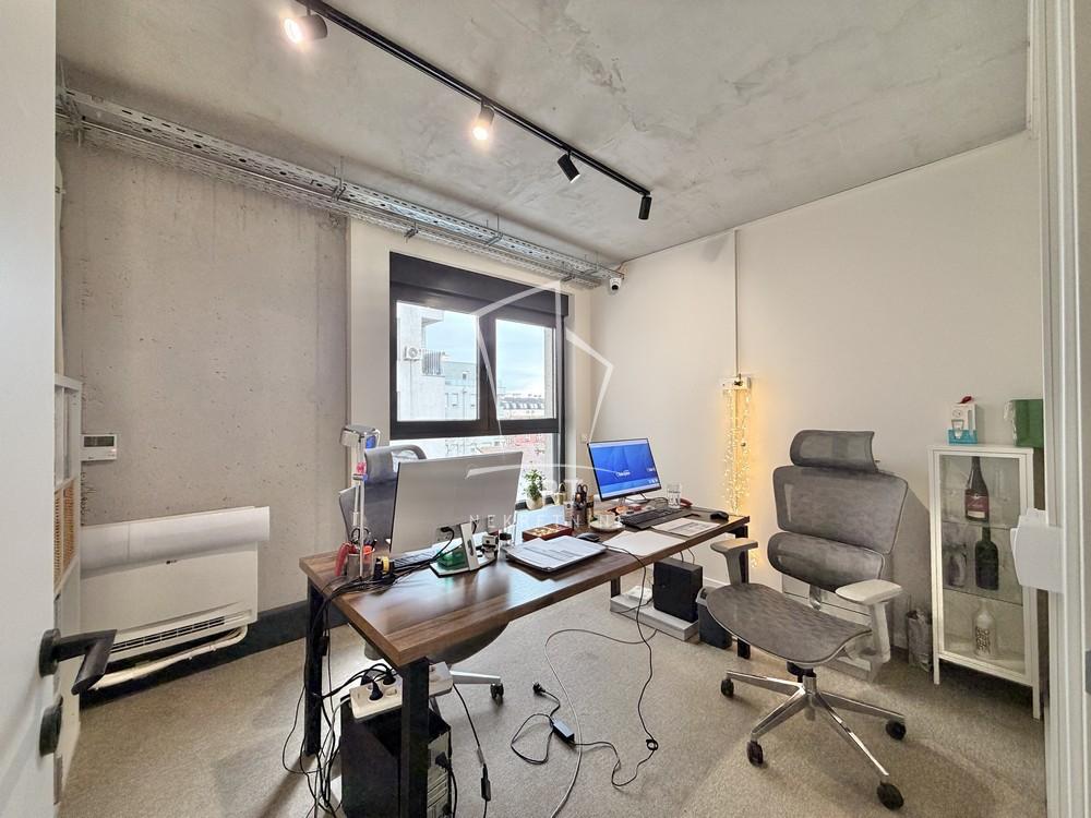 Slika 11 - Bulevar Kralja Aleksandra,  Lokal za izdavanje, 380m2, 4.942€