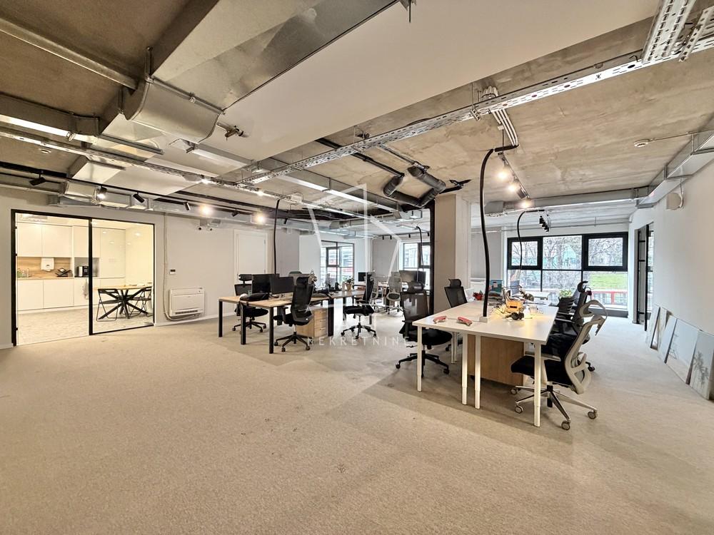 Slika 4 - Bulevar Kralja Aleksandra,  Lokal za izdavanje, 380m2, 4.942€