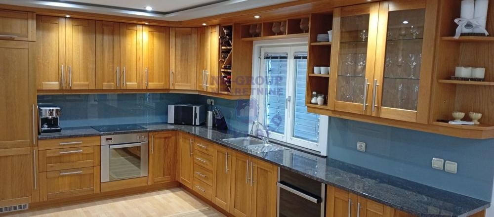 Slika 2 -  Kuća na prodaju, 194m2, 399.000€