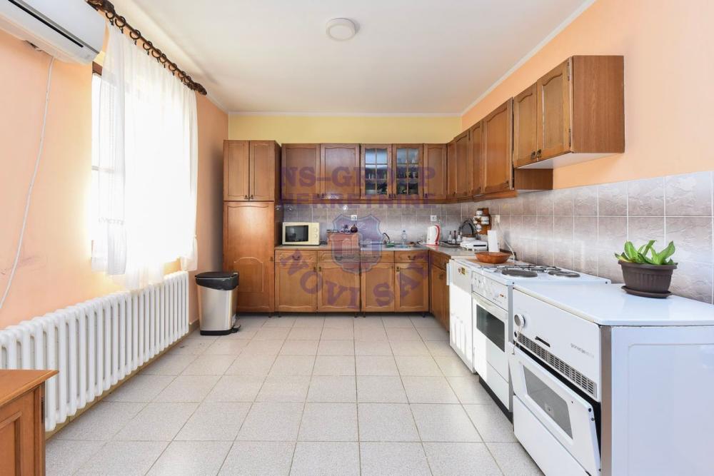 Slika 5 -  Kuća na prodaju, 485m2, 180.200€