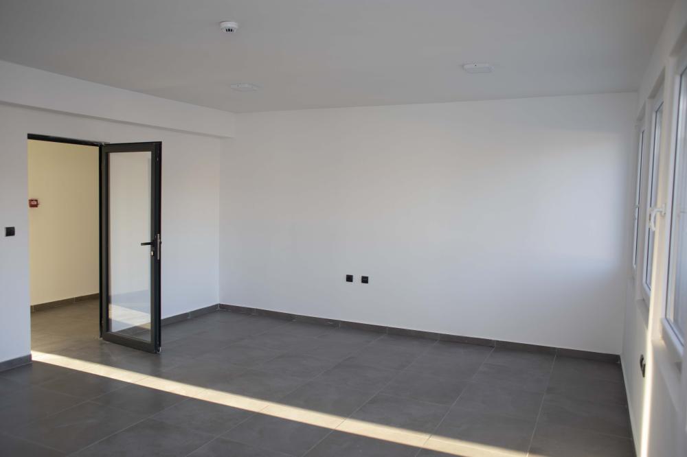 Slika 5 - Anrija Žamea,  Lokal za izdavanje, 1450m2, 10.000€