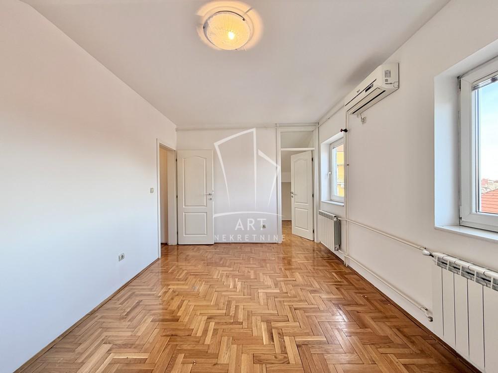 Slika 2 - Stojana Matića, Dvosoban stan na prodaju, 50m2, 122.000€