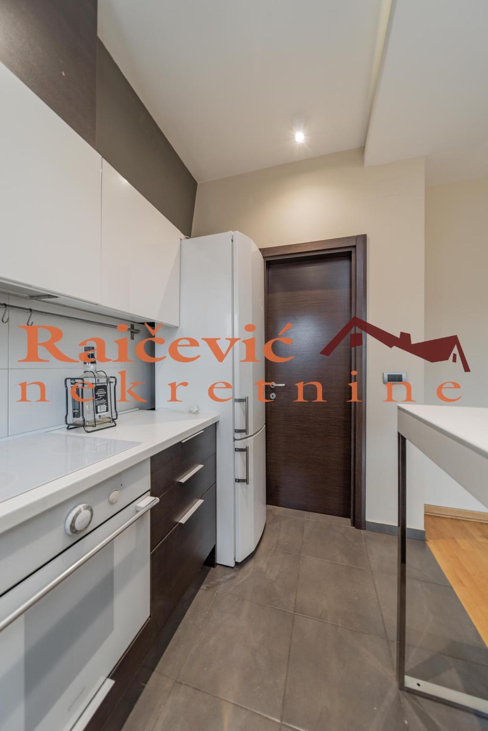 Slika 6 - Vilovskog, Petosoban stan na prodaju, 160m2, 590.000€