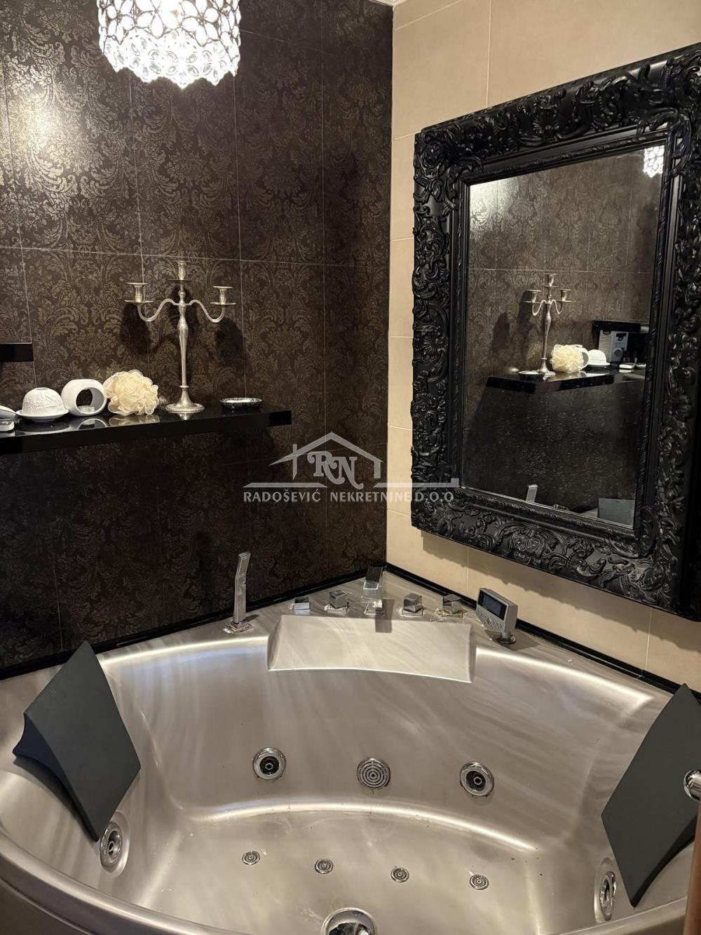 Slika 6 - Luke Vojvodića, Četvorosoban stan na prodaju, 95m2, 260.000€