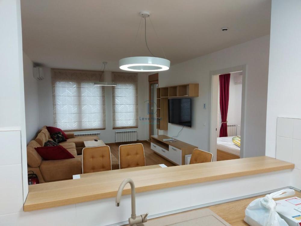 Slika 1 - Tadije Sondermajera, Dvosoban stan za izdavanje, 60m2, 1.000€