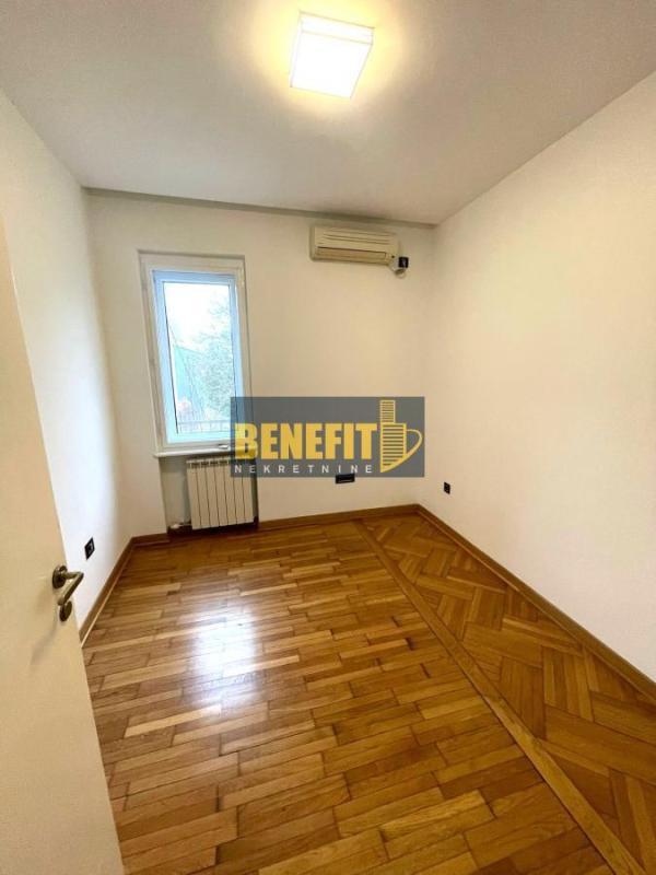 Slika 7 - Petosoban stan za izdavanje, 166m2, 3.500€