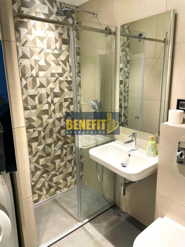 Slika 10 - Petosoban stan za izdavanje, 166m2, 3.500€