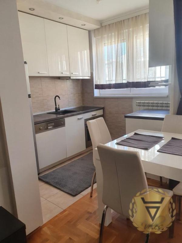 Slika 7 - Dvosoban stan za izdavanje, 42m2, 700€