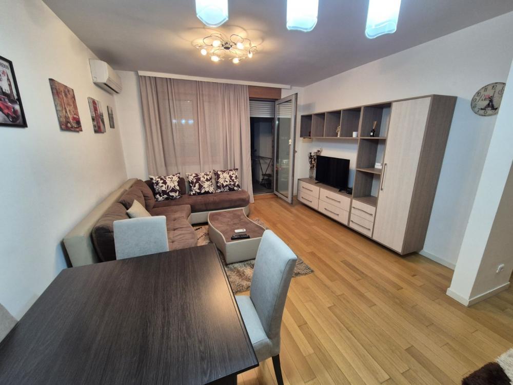 Glavna slika -Uroša Martinovića, Dvosoban stan za izdavanje, 53m2, 850€