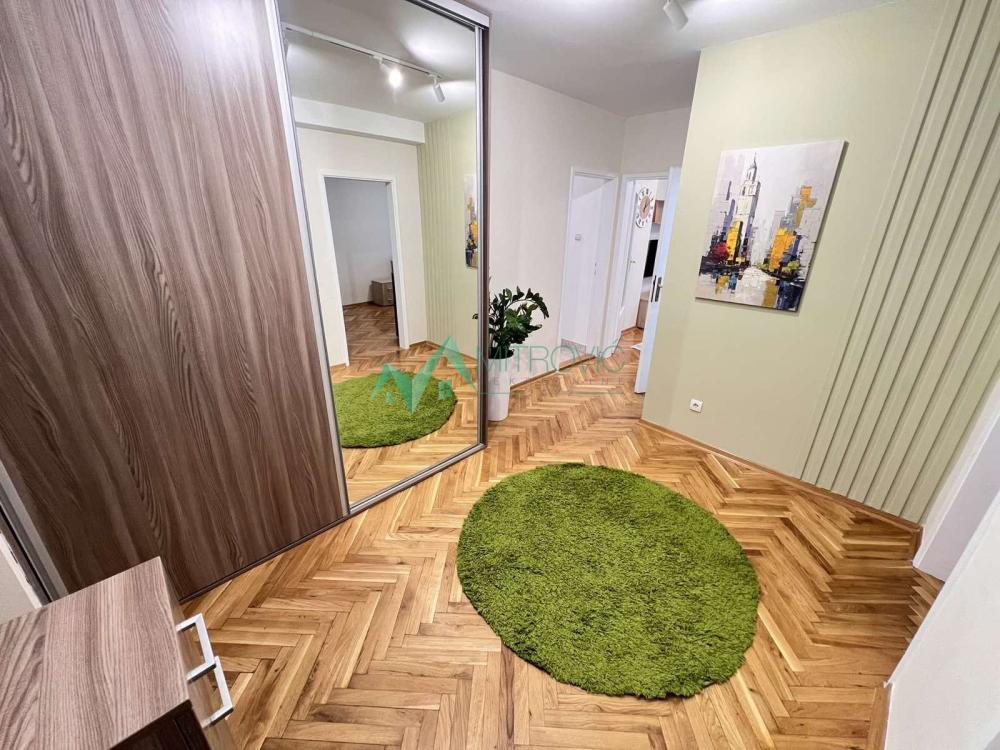 Slika 8 - Dvosoban stan za izdavanje, 62m2, 450€