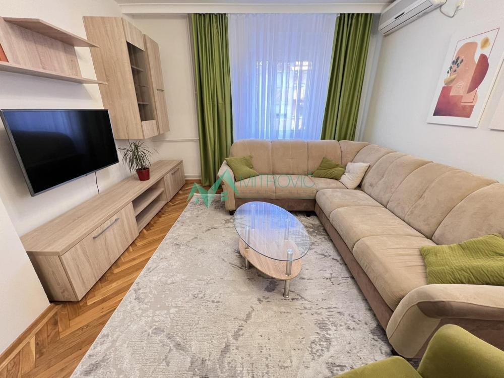 Slika 1 - Dvosoban stan za izdavanje, 62m2, 450€