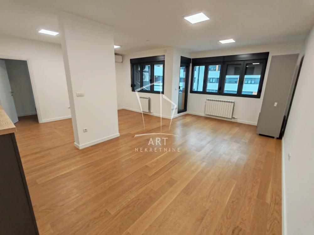 Slika 1 - Kneza Višeslava,  Lokal za izdavanje, 76m2, 950€