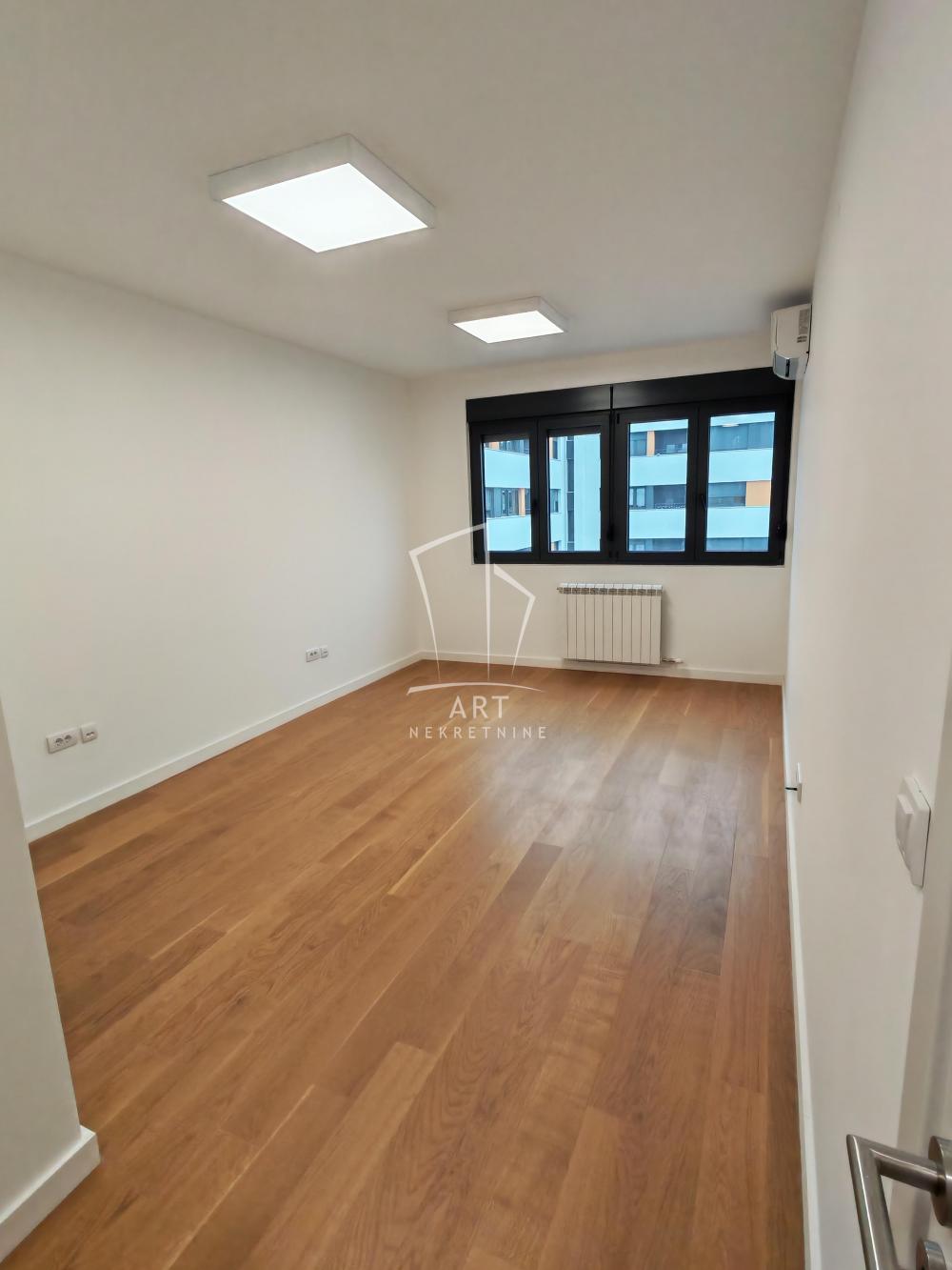 Slika 3 - Kneza Višeslava,  Lokal za izdavanje, 76m2, 950€