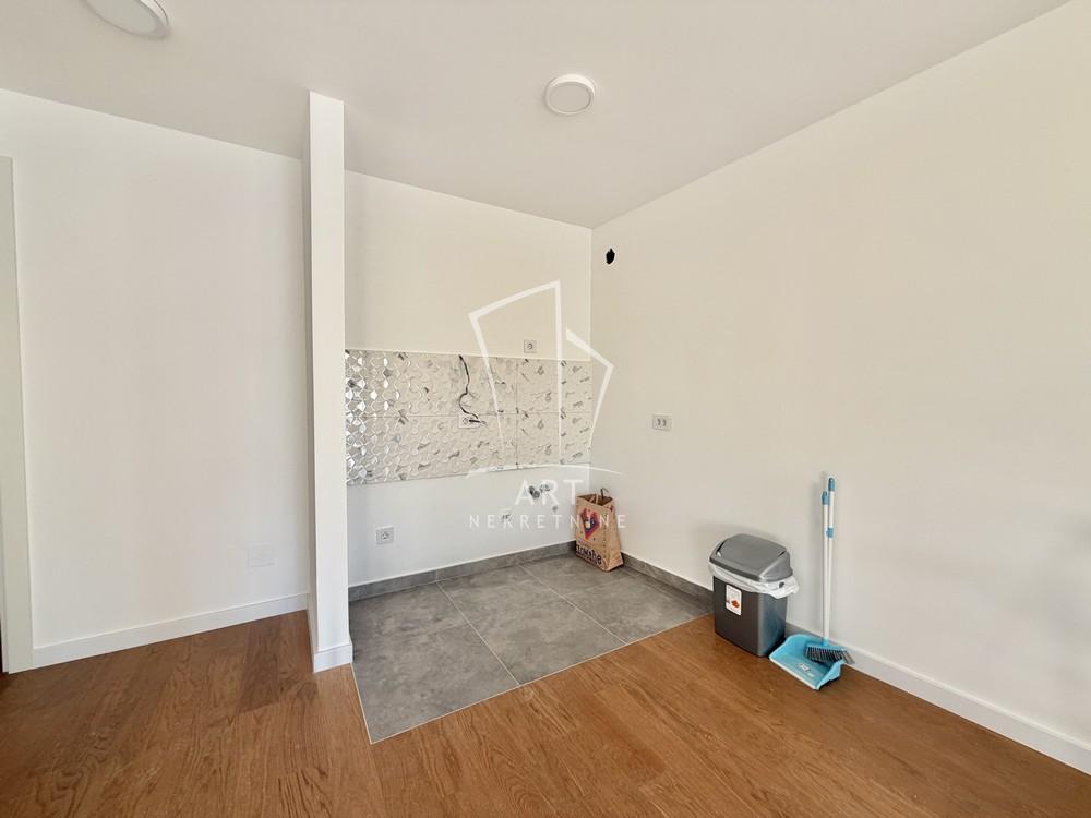 Slika 6 - Ustanička,  Lokal za izdavanje, 77m2, 1.200€