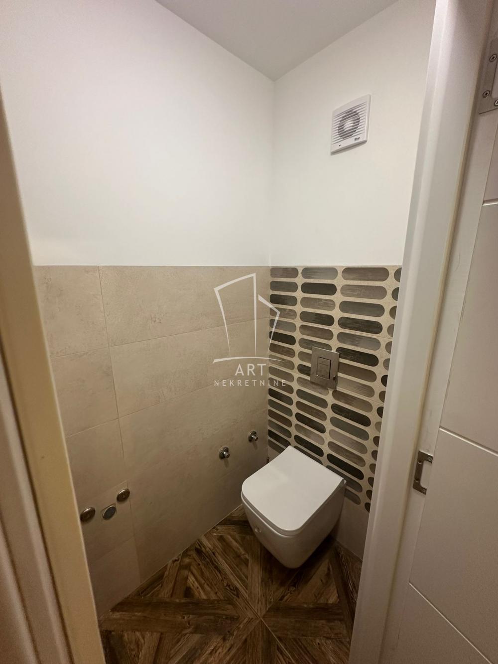 Slika 7 - Francuska,  Lokal za izdavanje, 44m2, 750€