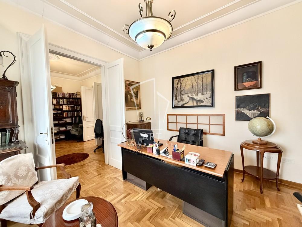 Slika 7 - Lazara Tasića,  Kuća na prodaju, 244m2, 850.000€