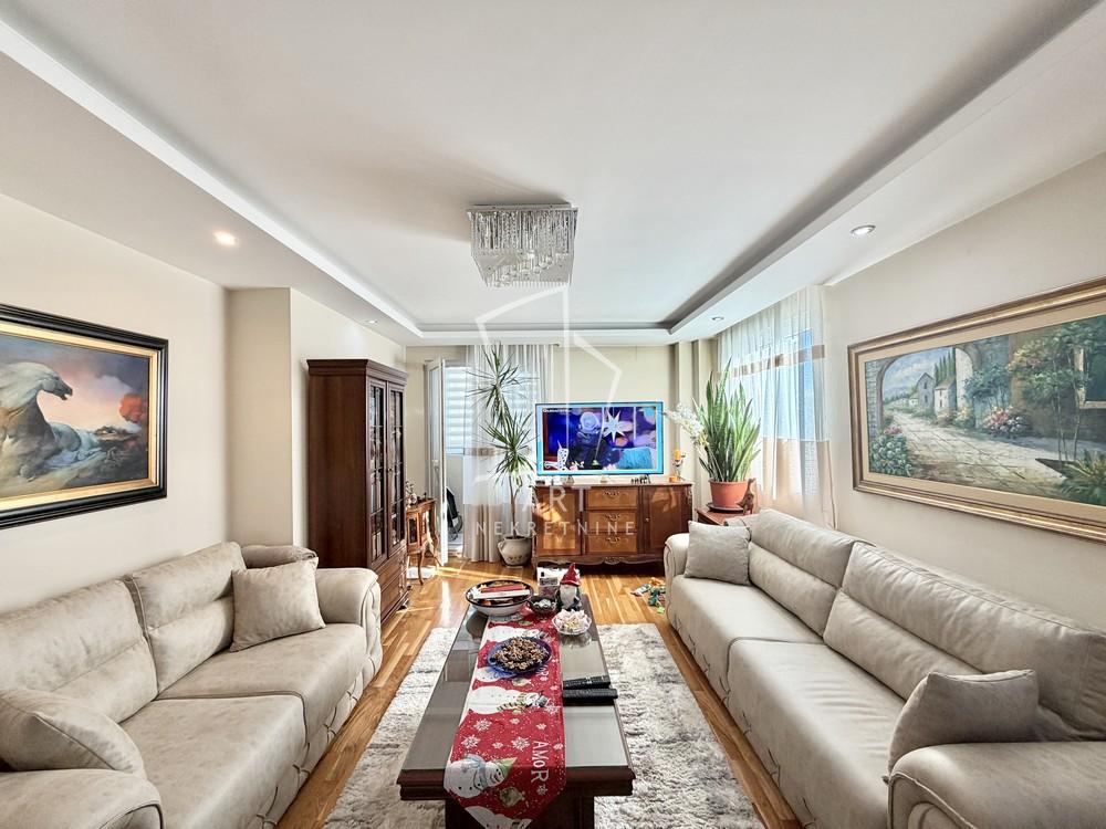 Slika 1 - Jurija Gagarina, Četvorosoban stan na prodaju, 101m2, 450.000€