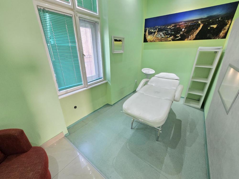 Slika 4 - Budimska,  Lokal za izdavanje, 100m2, 1.000€