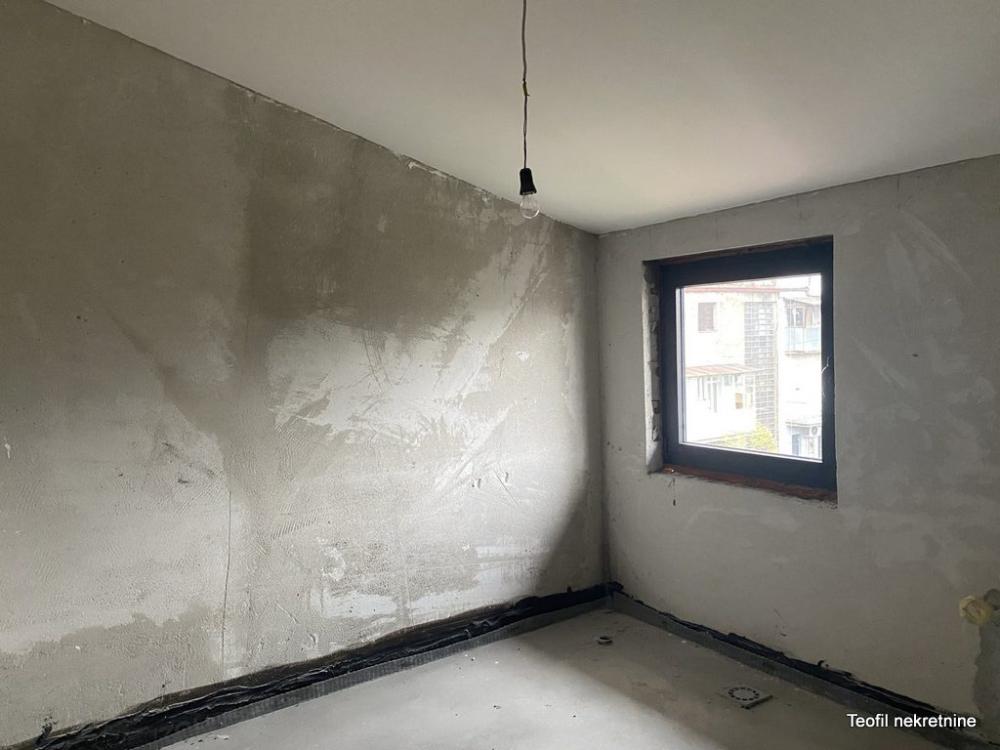 Slika 9 - Risanska, Petosoban stan na prodaju, 170m2, 399.500€