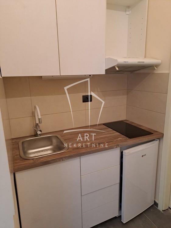 Slika 2 - Jug Bogdanova, Jednosoban stan za izdavanje, 25m2, 500€