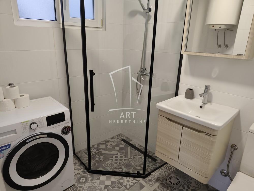 Slika 10 - Desanke Maksimović, Dvosoban stan za izdavanje, 50m2, 900€