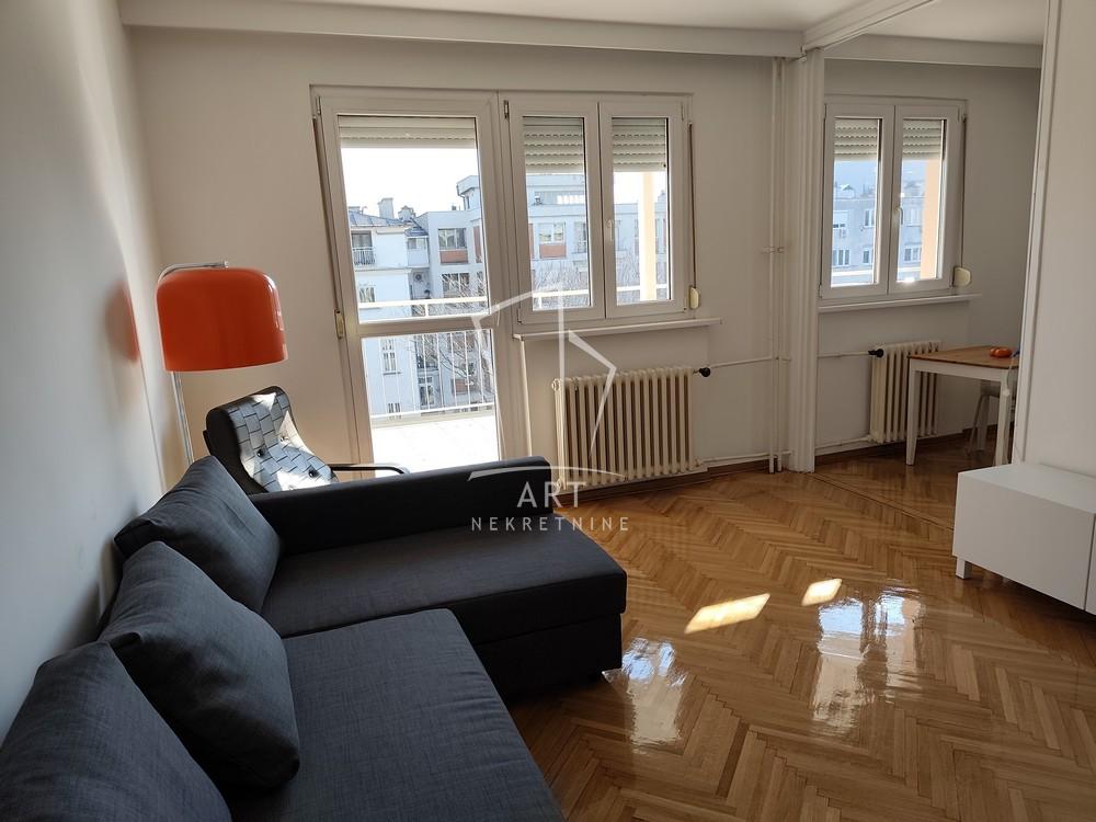 Slika 1 - Desanke Maksimović, Dvosoban stan za izdavanje, 50m2, 900€